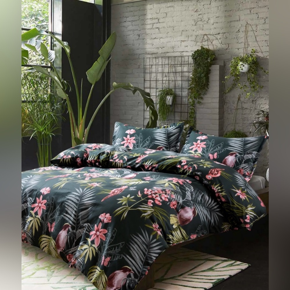 Botanical Tropical Floral Duvet Cover Set - Dark Green with Pink Flowers